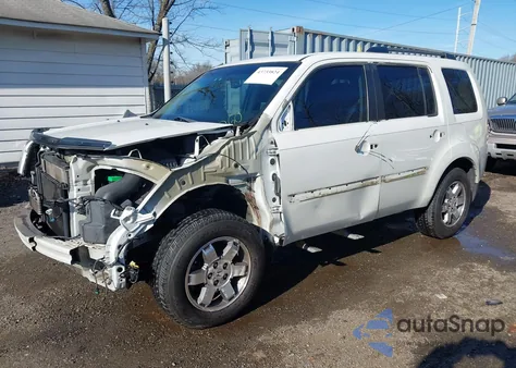2011 Honda Pilot Touring from USA, damaged, VIN 5FNYF4H99BB058043